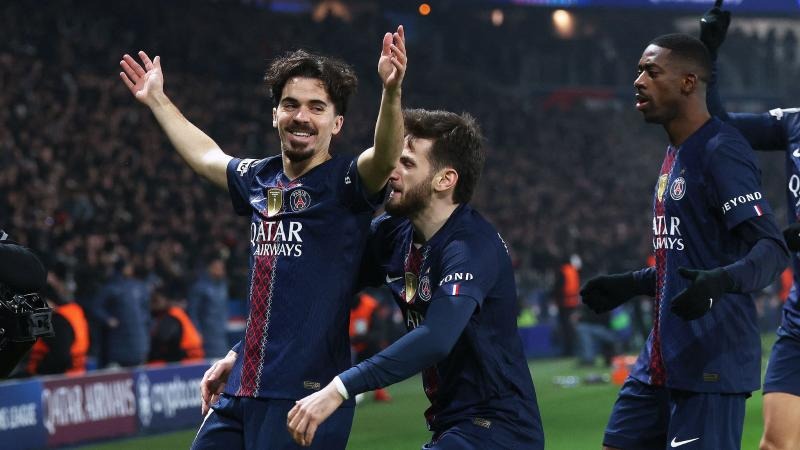 MXGP亮相F1带来精彩体验 冰人“莱科宁”跨界MXGP