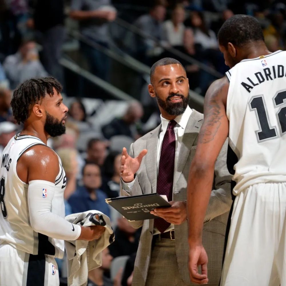 综合来看 综合来看